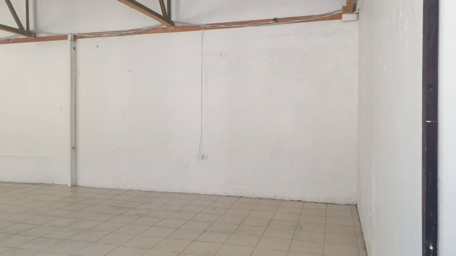 To Let Commercial Property for Rent in Salt River Western Cape